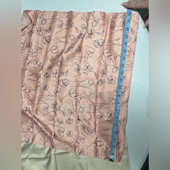 Lark & Ives Silk Satin Scarf Set - Picture 11 of 14